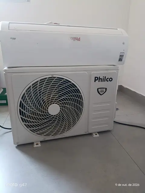 Unidade externa de ar-condicionado instalada pela MM-AR